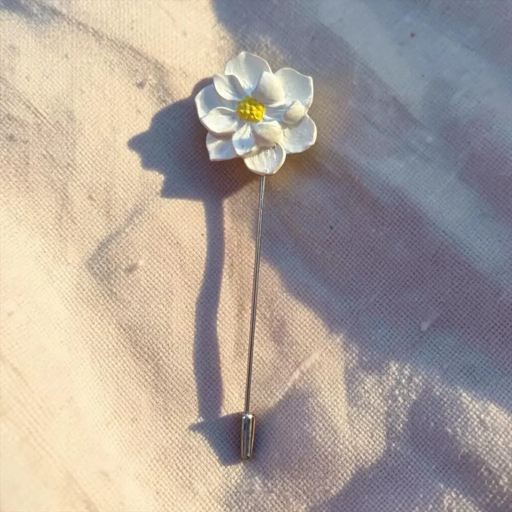Handmade White Flower Stick Pin Vintage 1994 Floral Lapel Hat Brooch Cottagecore